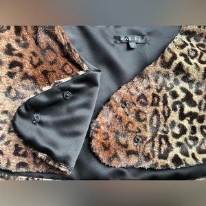 NWT Marina Faux Leopard Fur Shrug